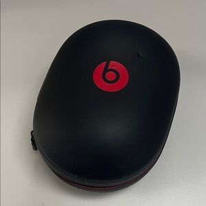 Beats by Dre Black and Red Over-Ear Headphone Case preowned